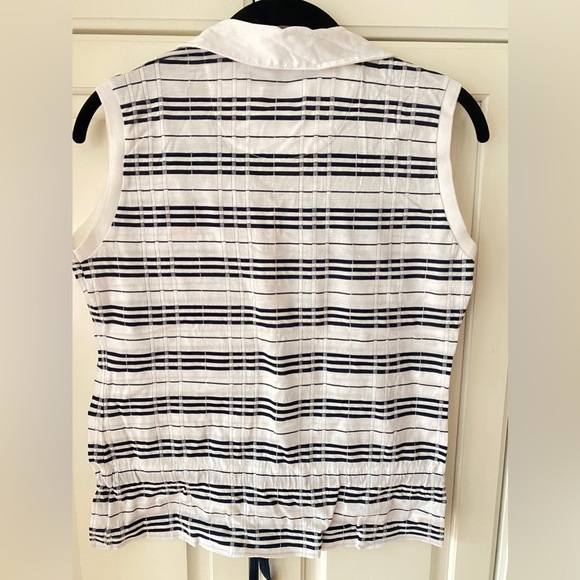 Burberry London Woman's Sleeveless Collar Tank pullover - Picture 3 of 11